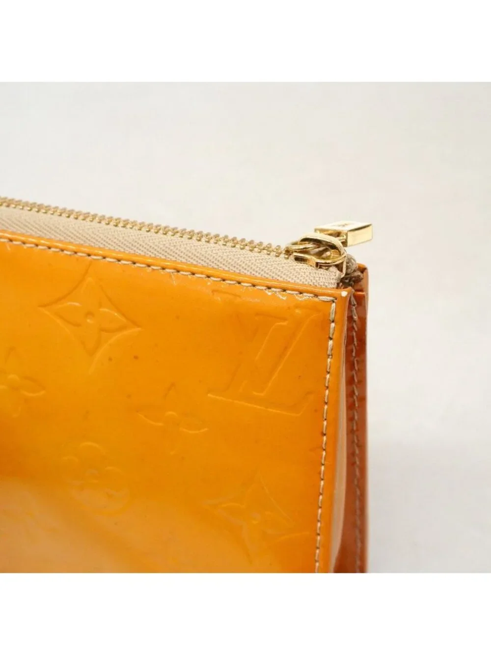 Louis Vuitton Pouch Vernis Lexington Beige
